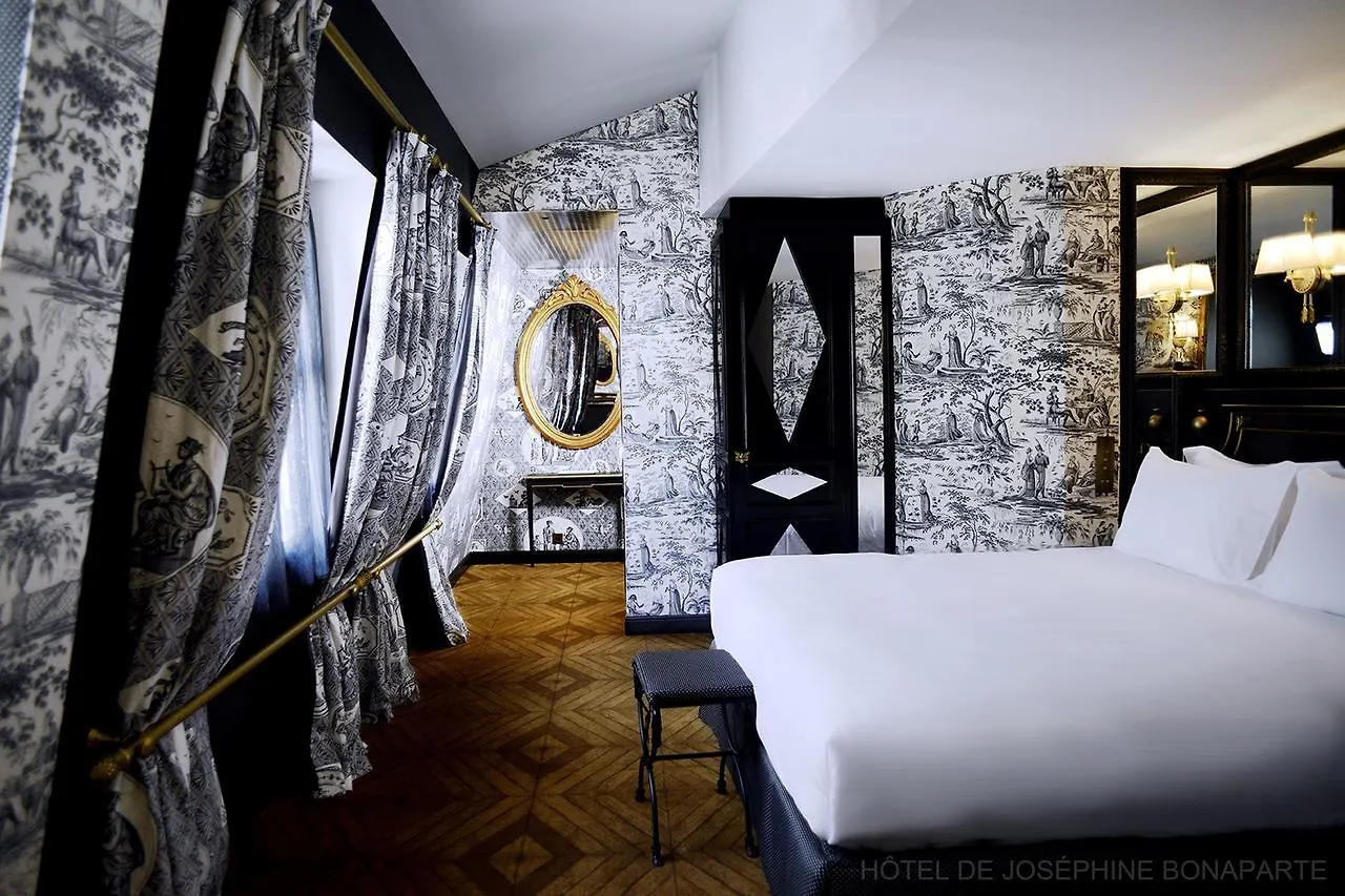 De Josephine Bonaparte Hotel